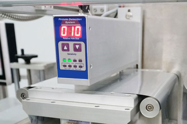 Blister-Machine-pinhole-detector-2.jpg